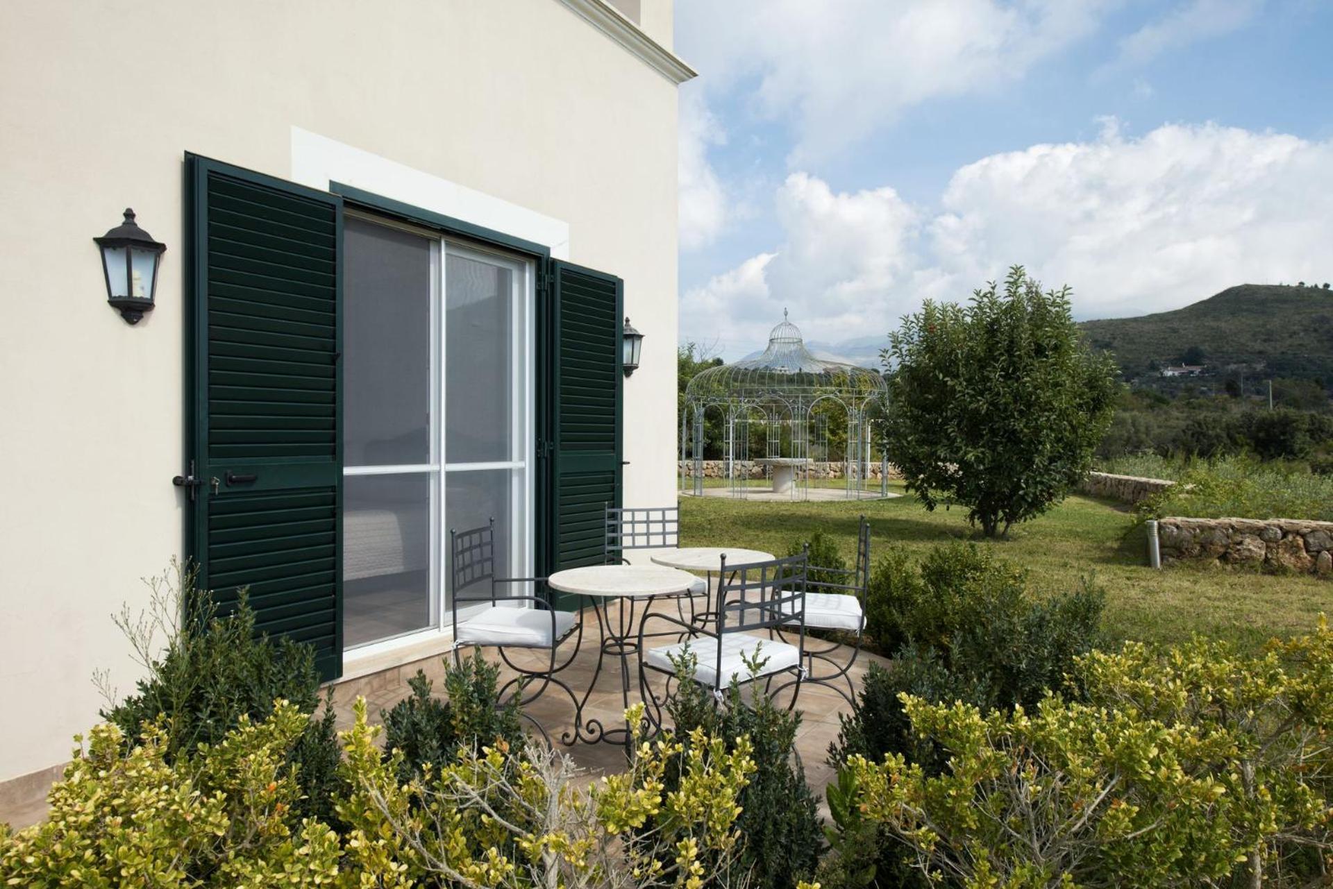 Collina Degli Ulivi B&B Itri Exterior foto